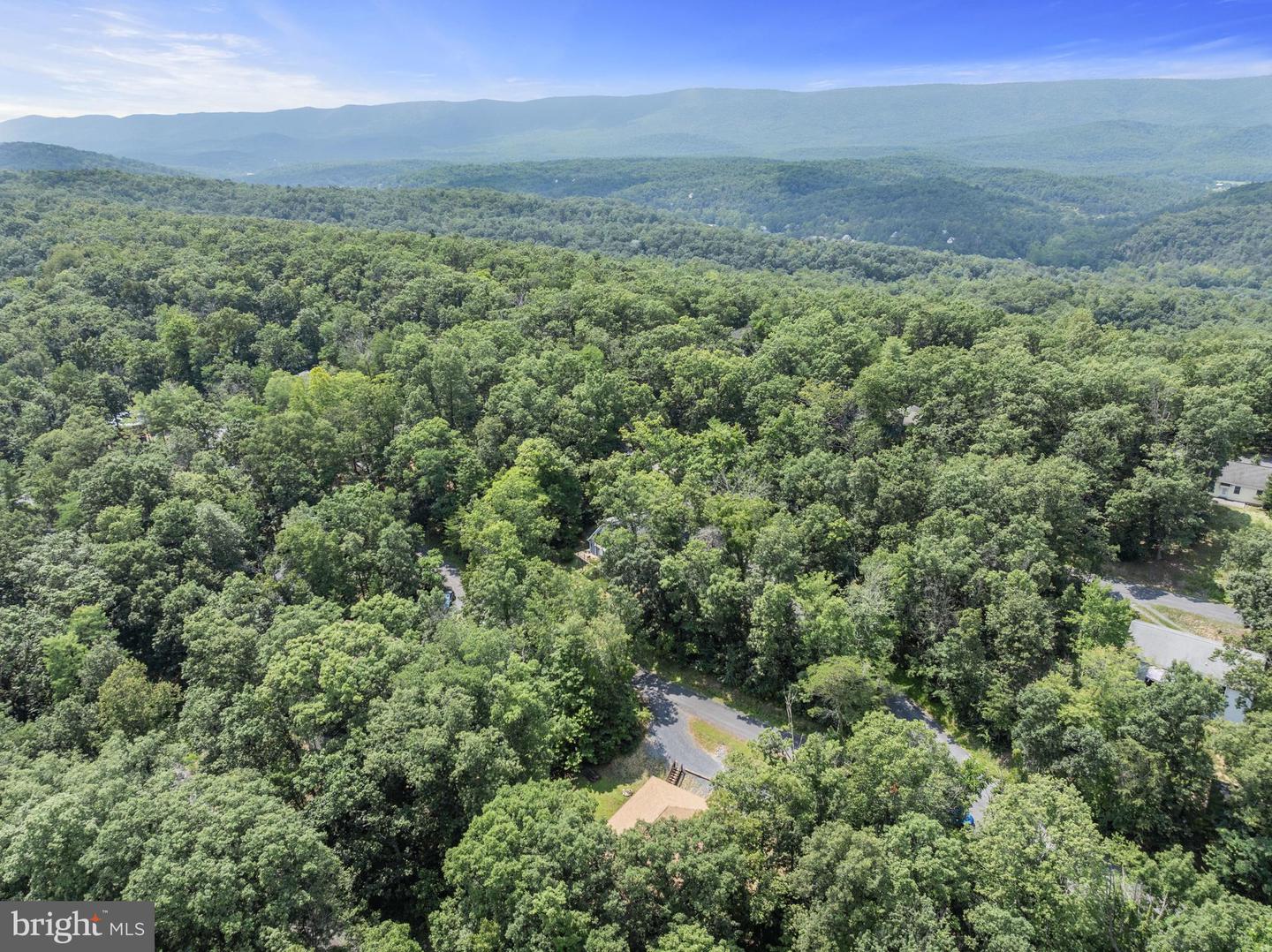 354 MULBERRY LN, MOUNT JACKSON, Virginia 22842, 4 Bedrooms Bedrooms, ,2 BathroomsBathrooms,Residential,For sale,354 MULBERRY LN,VASH2012142 MLS # VASH2012142
