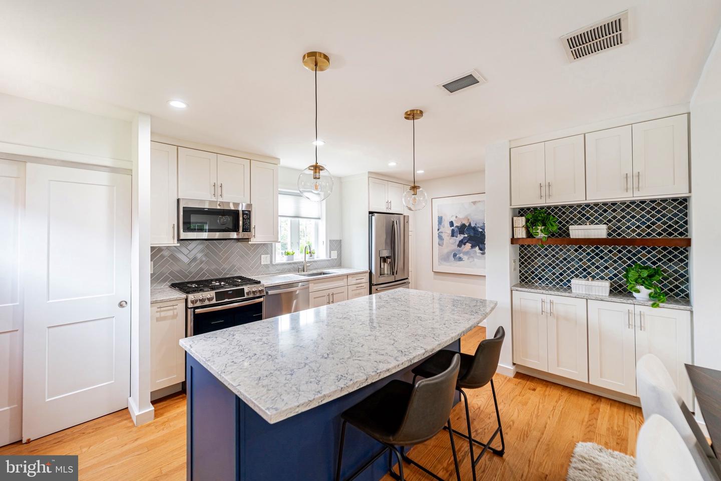 48 ANCELL ST, ALEXANDRIA, Virginia 22305, 3 Bedrooms Bedrooms, ,2 BathroomsBathrooms,Residential,For sale,48 ANCELL ST,VAAX2048132 MLS # VAAX2048132