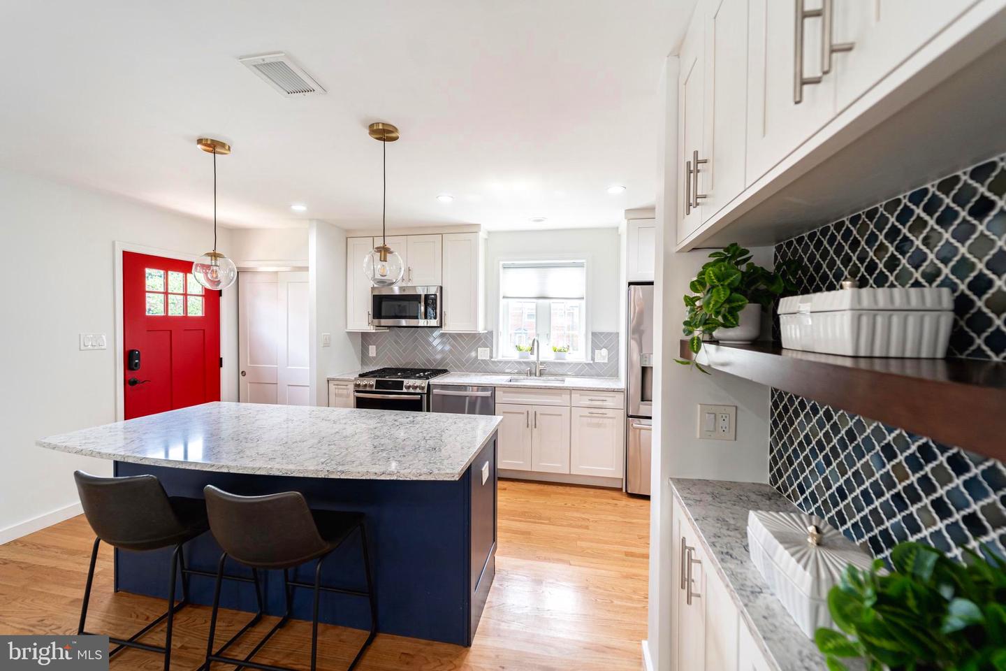 48 ANCELL ST, ALEXANDRIA, Virginia 22305, 3 Bedrooms Bedrooms, ,2 BathroomsBathrooms,Residential,For sale,48 ANCELL ST,VAAX2048132 MLS # VAAX2048132