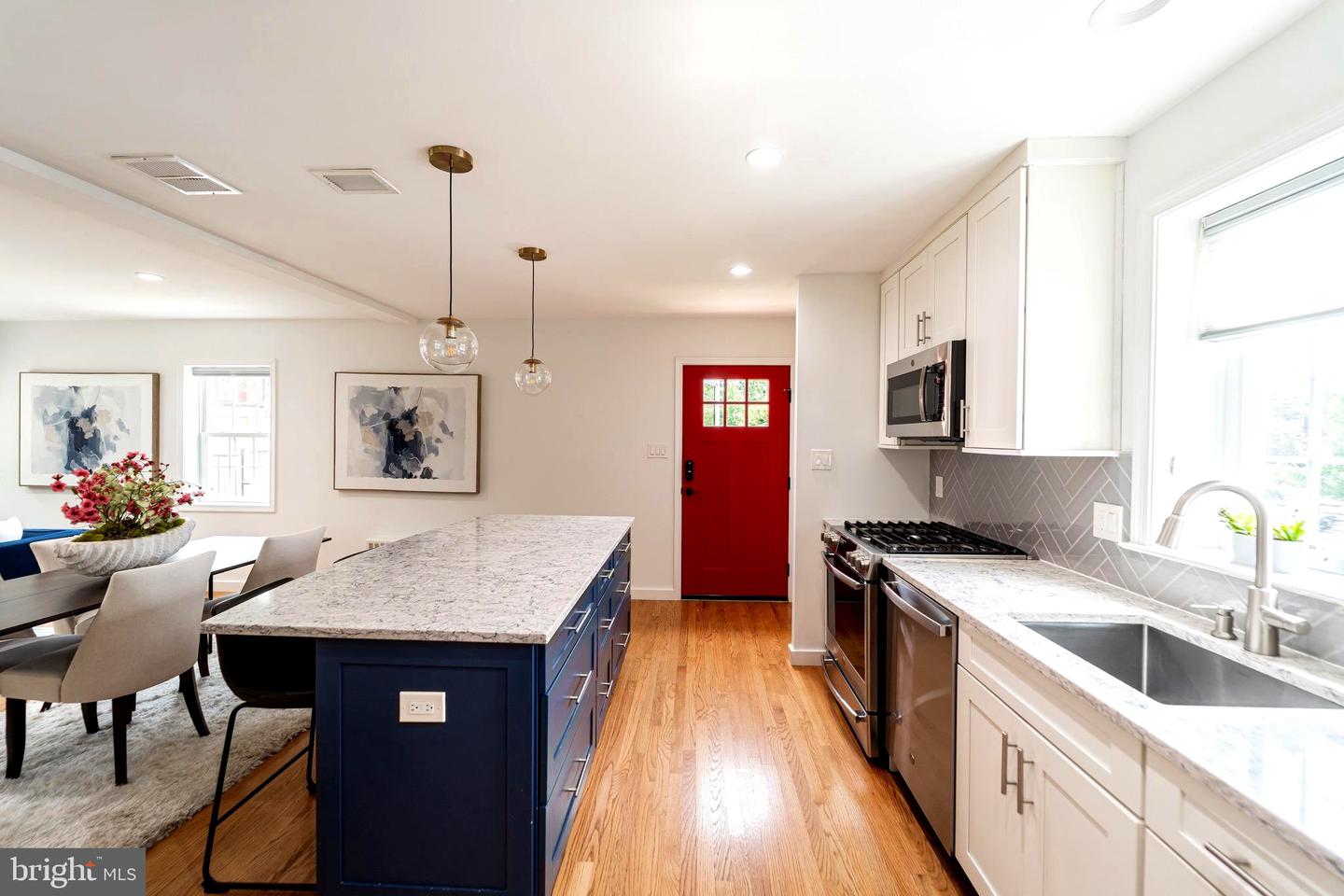 48 ANCELL ST, ALEXANDRIA, Virginia 22305, 3 Bedrooms Bedrooms, ,2 BathroomsBathrooms,Residential,For sale,48 ANCELL ST,VAAX2048132 MLS # VAAX2048132