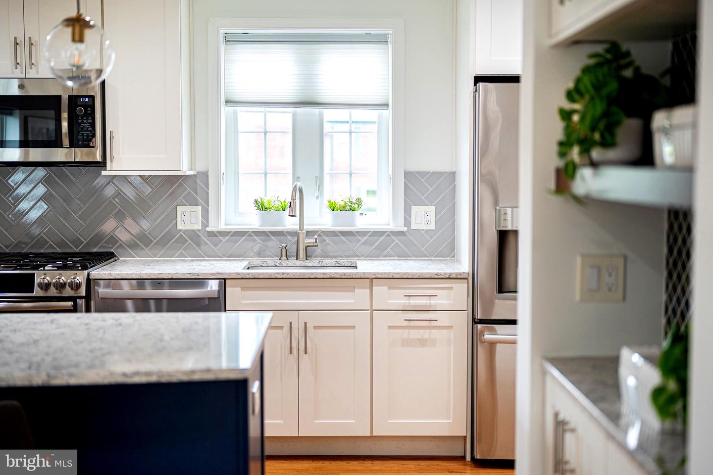 48 ANCELL ST, ALEXANDRIA, Virginia 22305, 3 Bedrooms Bedrooms, ,2 BathroomsBathrooms,Residential,For sale,48 ANCELL ST,VAAX2048132 MLS # VAAX2048132