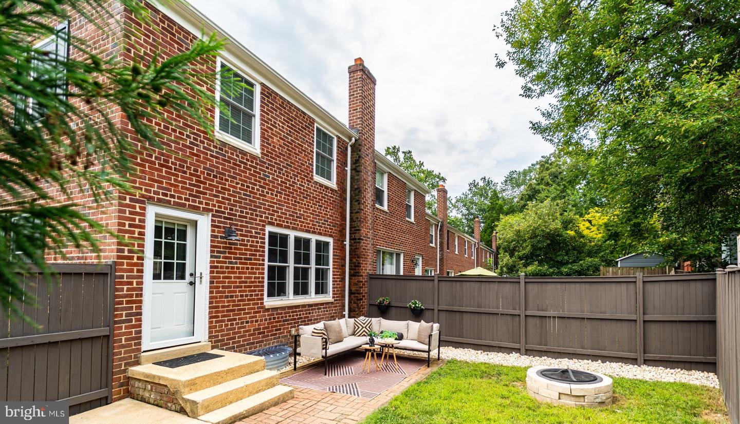 48 ANCELL ST, ALEXANDRIA, Virginia 22305, 3 Bedrooms Bedrooms, ,2 BathroomsBathrooms,Residential,For sale,48 ANCELL ST,VAAX2048132 MLS # VAAX2048132