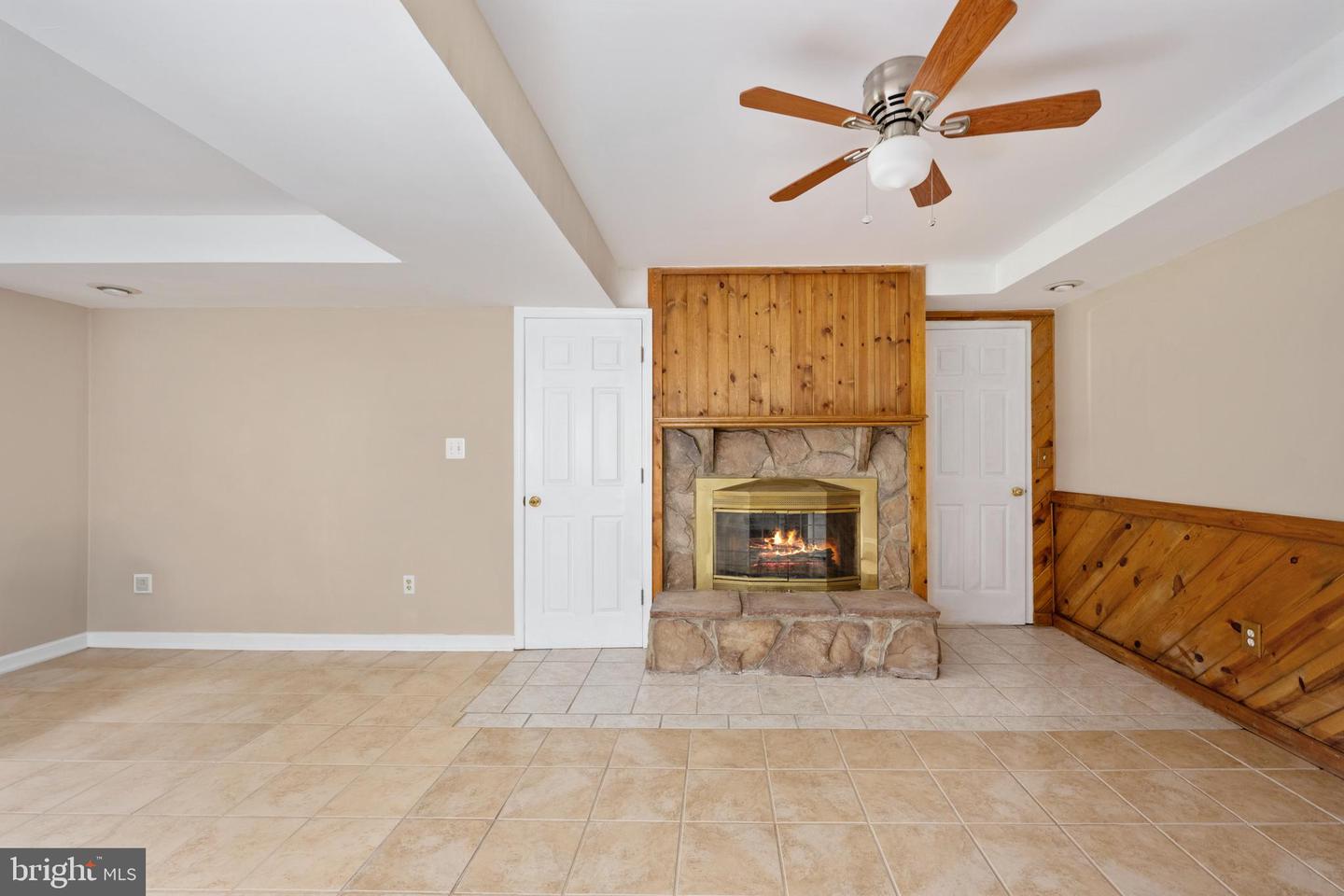 112 SPRINGWOOD DR, FREDERICKSBURG, Virginia 22401, 3 Bedrooms Bedrooms, 7 Rooms Rooms,2 BathroomsBathrooms,Residential,For sale,112 SPRINGWOOD DR,VAFB2008712 MLS # VAFB2008712