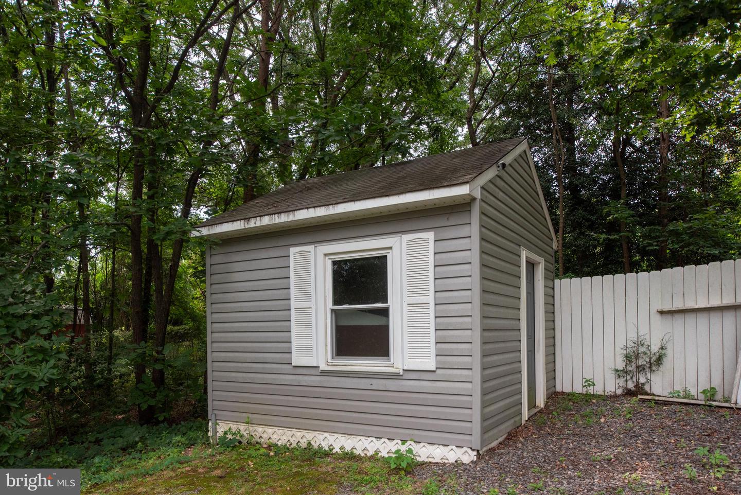 112 SPRINGWOOD DR, FREDERICKSBURG, Virginia 22401, 3 Bedrooms Bedrooms, 7 Rooms Rooms,2 BathroomsBathrooms,Residential,For sale,112 SPRINGWOOD DR,VAFB2008712 MLS # VAFB2008712