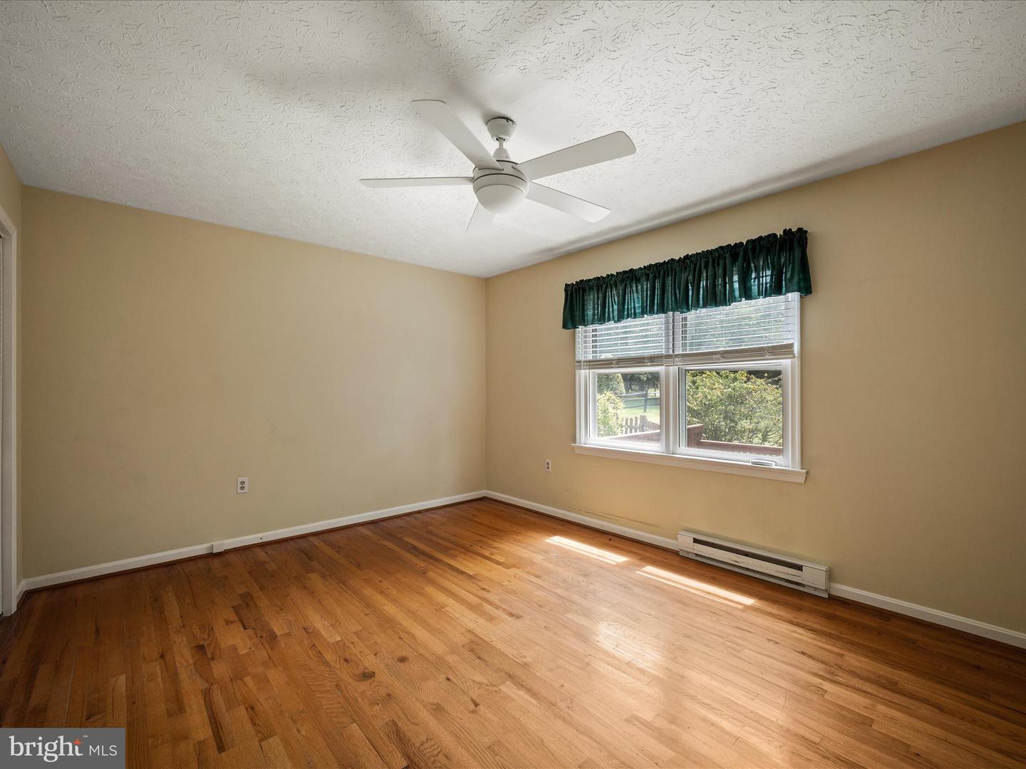 102 MALOY DR, WINCHESTER, Virginia 22602, 2 Bedrooms Bedrooms, ,2 BathroomsBathrooms,Residential,For sale,102 MALOY DR,VAFV2035842 MLS # VAFV2035842