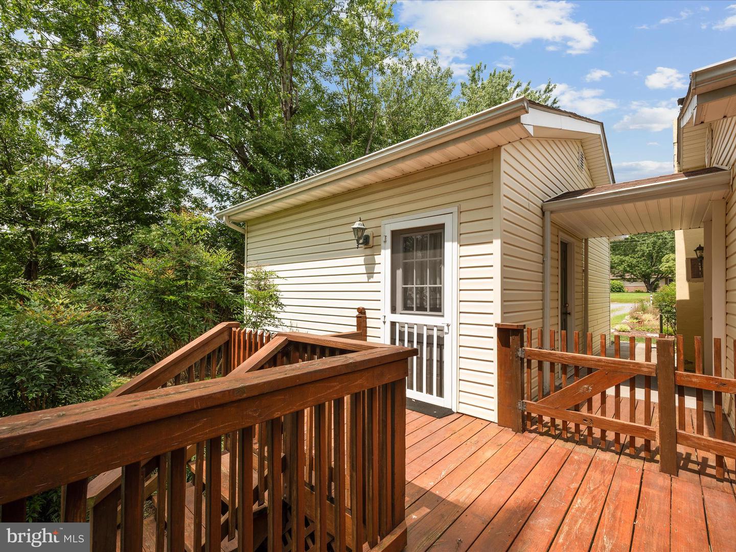 102 MALOY DR, WINCHESTER, Virginia 22602, 2 Bedrooms Bedrooms, ,2 BathroomsBathrooms,Residential,For sale,102 MALOY DR,VAFV2035842 MLS # VAFV2035842