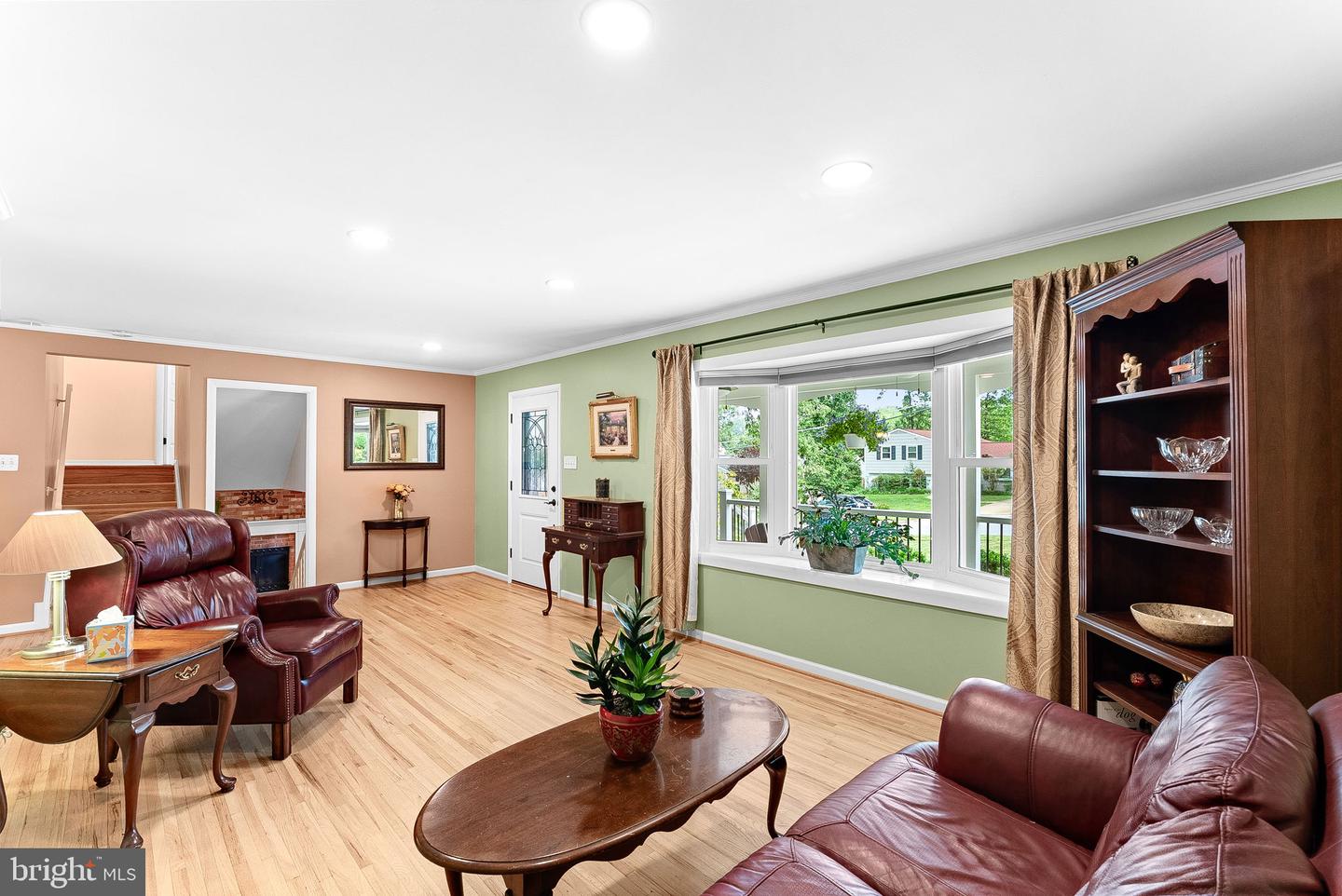 9305 ASHMEADE DR, FAIRFAX, Virginia 22032, 4 Bedrooms Bedrooms, ,2 BathroomsBathrooms,Residential,For sale,9305 ASHMEADE DR,VAFX2259018 MLS # VAFX2259018