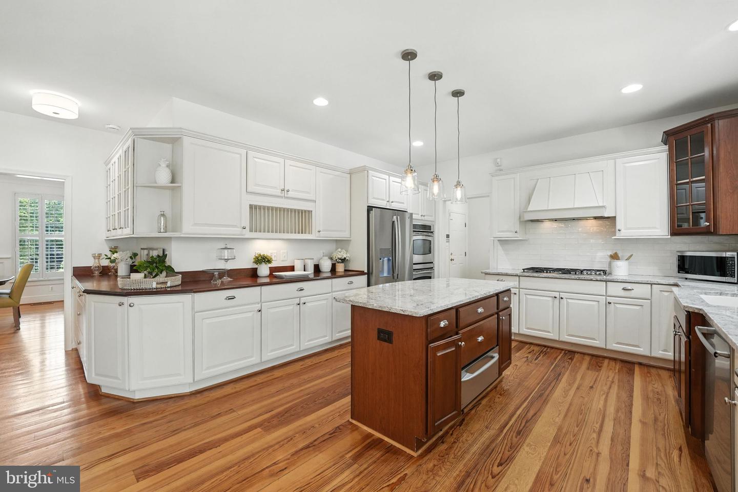 11505 VALOR BRIDGE CT, SPOTSYLVANIA, Virginia 22551, 5 Bedrooms Bedrooms, ,4 BathroomsBathrooms,Residential,For sale,11505 VALOR BRIDGE CT,VASP2035172 MLS # VASP2035172