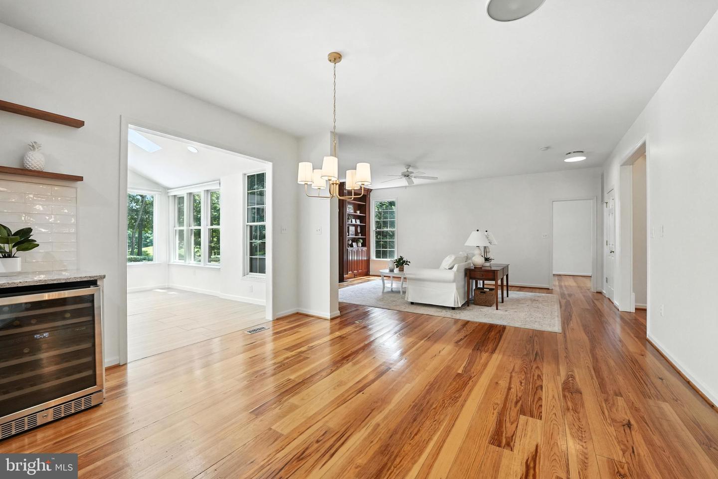11505 VALOR BRIDGE CT, SPOTSYLVANIA, Virginia 22551, 5 Bedrooms Bedrooms, ,4 BathroomsBathrooms,Residential,For sale,11505 VALOR BRIDGE CT,VASP2035172 MLS # VASP2035172