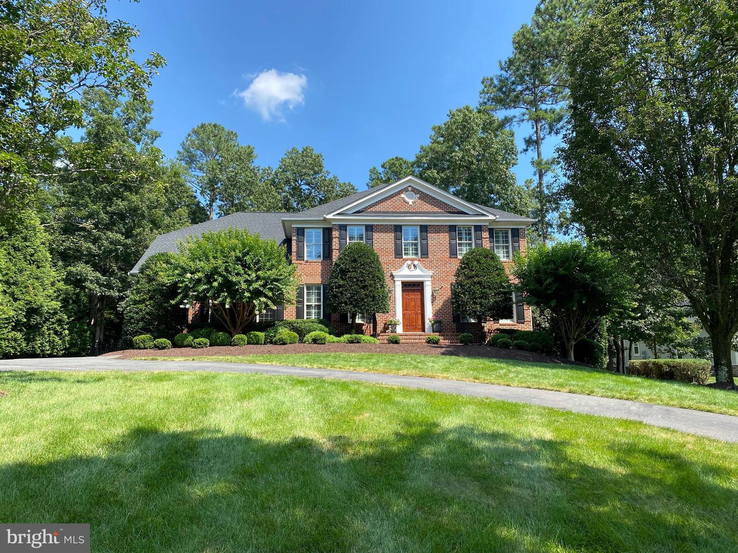 11505 VALOR BRIDGE CT, SPOTSYLVANIA, Virginia 22551, 5 Bedrooms Bedrooms, ,4 BathroomsBathrooms,Residential,For sale,11505 VALOR BRIDGE CT,VASP2035172 MLS # VASP2035172