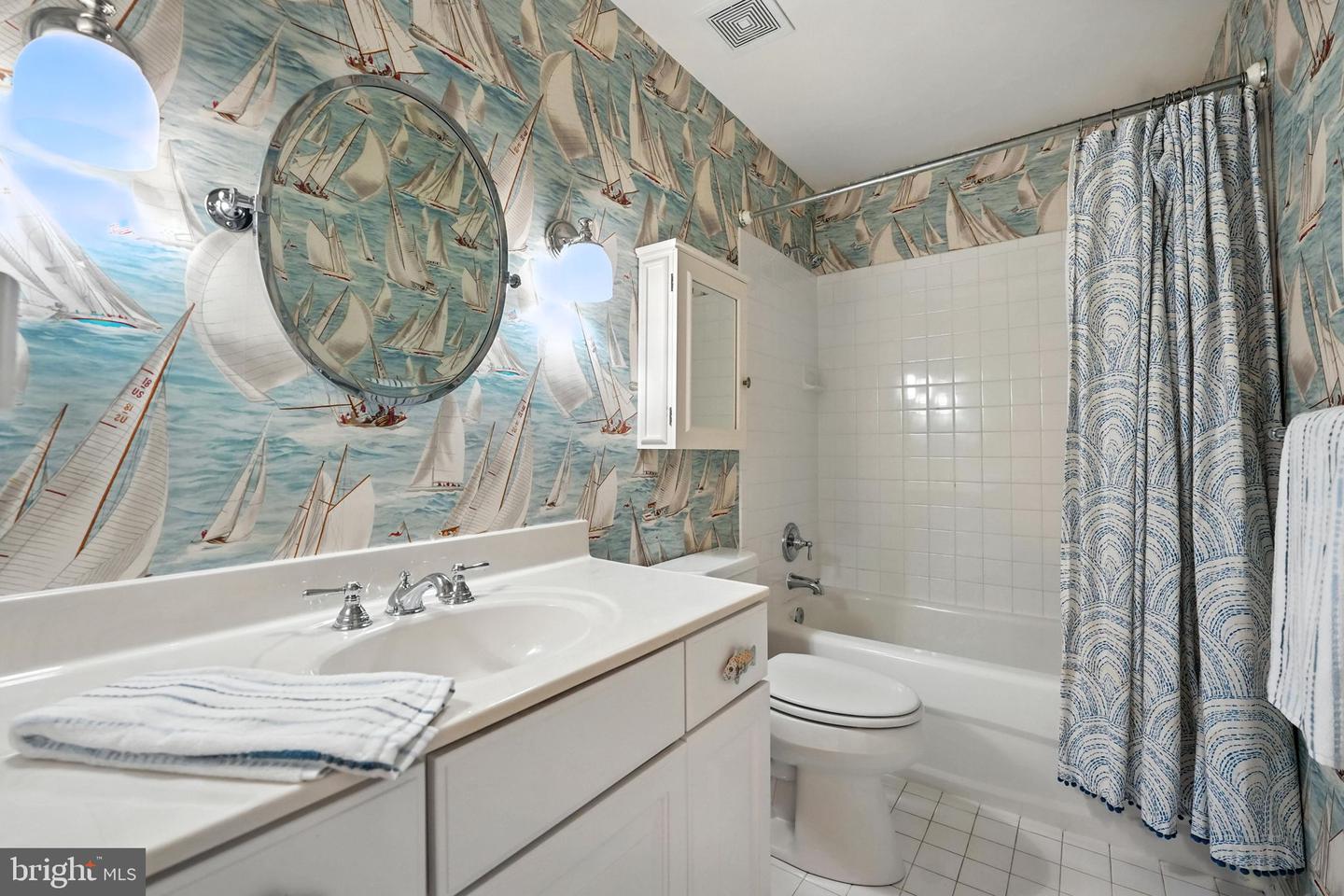 11505 VALOR BRIDGE CT, SPOTSYLVANIA, Virginia 22551, 5 Bedrooms Bedrooms, ,4 BathroomsBathrooms,Residential,For sale,11505 VALOR BRIDGE CT,VASP2035172 MLS # VASP2035172