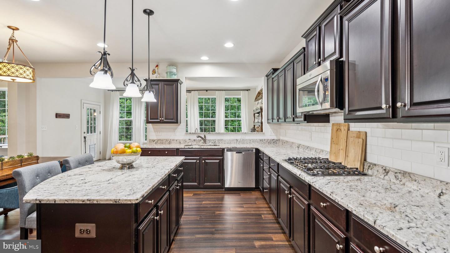 24 DARDEN CT, STAFFORD, Virginia 22554, 6 Bedrooms Bedrooms, ,4 BathroomsBathrooms,Residential,For sale,24 DARDEN CT,VAST2041366 MLS # VAST2041366