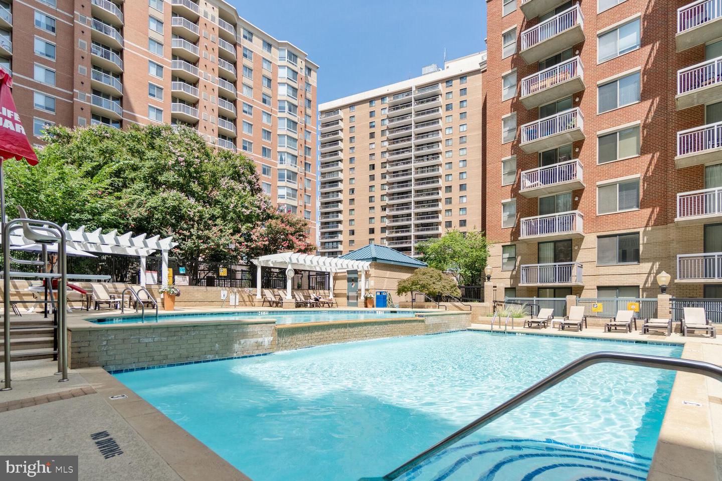 3830 9TH ST N #409E, ARLINGTON, Virginia 22203, 2 Bedrooms Bedrooms, ,2 BathroomsBathrooms,Residential,For sale,3830 9TH ST N #409E,VAAR2061708 MLS # VAAR2061708
