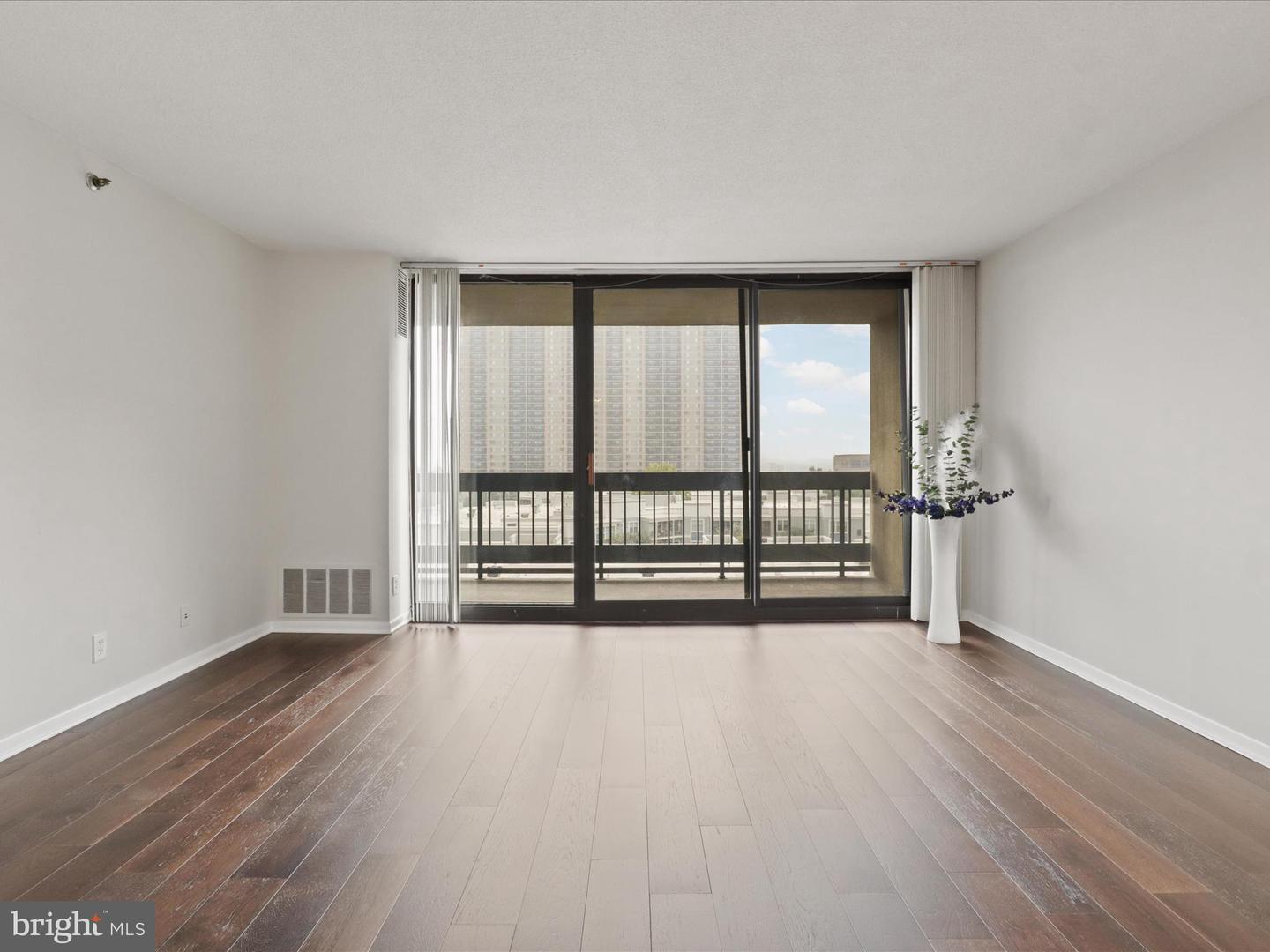 5505 SEMINARY RD #709N, FALLS CHURCH, Virginia 22041, 1 Bedroom Bedrooms, ,1 BathroomBathrooms,Residential,For sale,5505 SEMINARY RD #709N,VAFX2258874 MLS # VAFX2258874