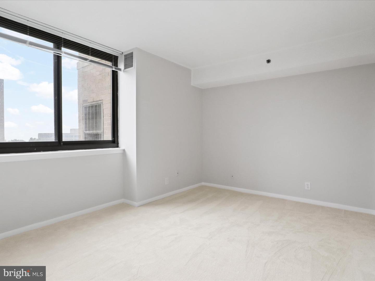 5505 SEMINARY RD #709N, FALLS CHURCH, Virginia 22041, 1 Bedroom Bedrooms, ,1 BathroomBathrooms,Residential,For sale,5505 SEMINARY RD #709N,VAFX2258874 MLS # VAFX2258874