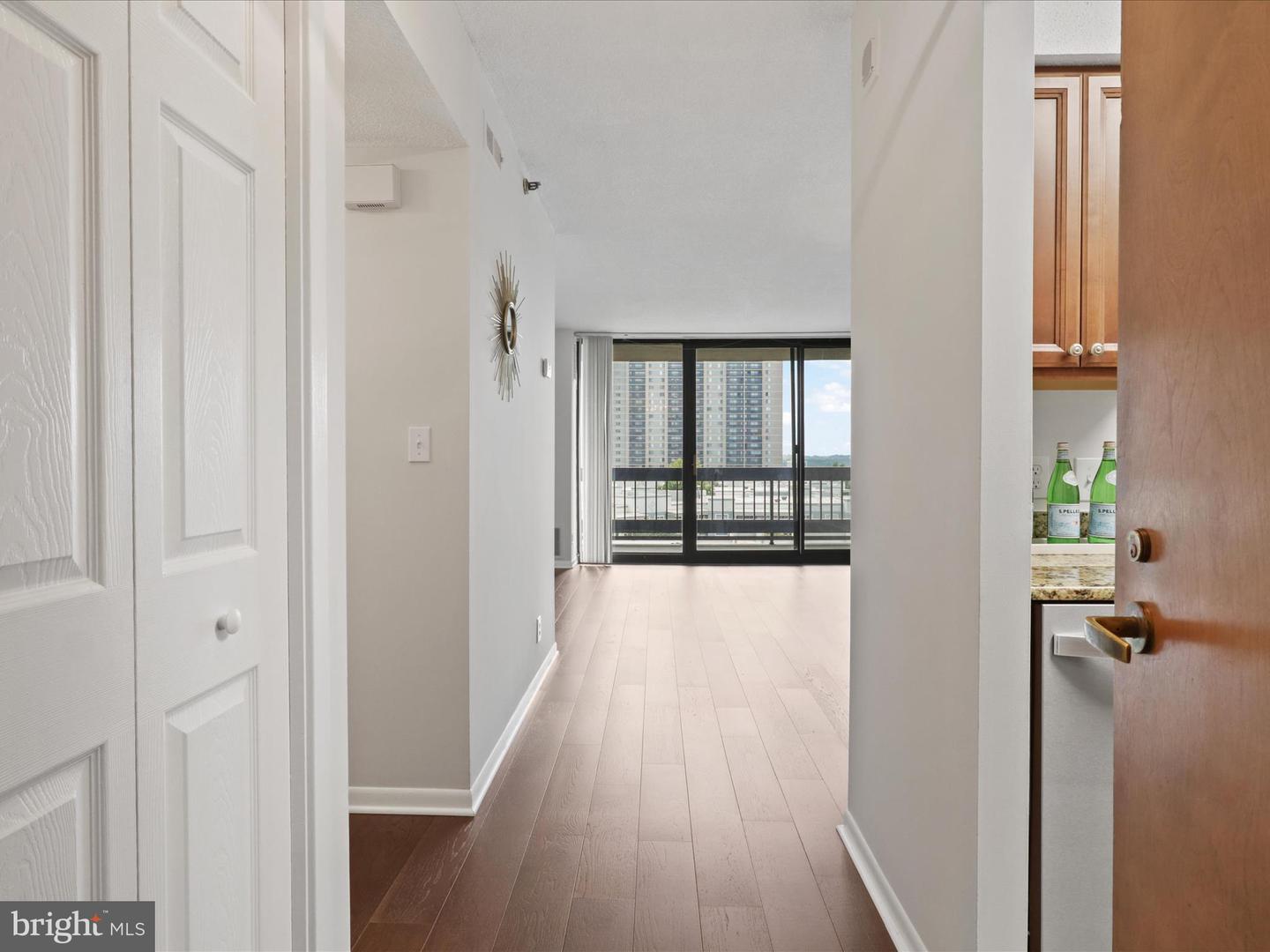 5505 SEMINARY RD #709N, FALLS CHURCH, Virginia 22041, 1 Bedroom Bedrooms, ,1 BathroomBathrooms,Residential,For sale,5505 SEMINARY RD #709N,VAFX2258874 MLS # VAFX2258874