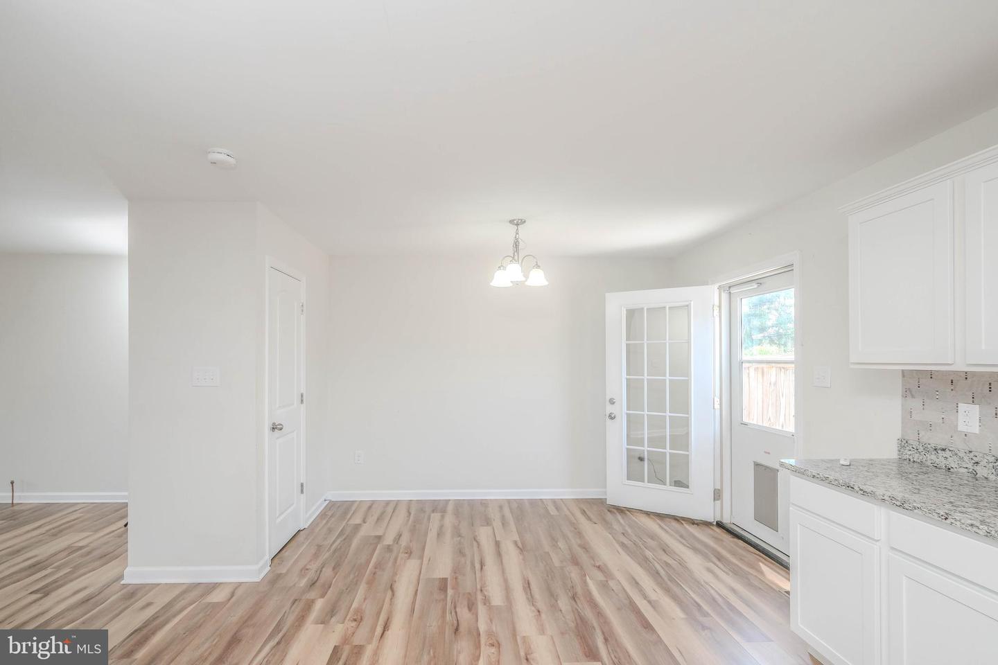 139 STEELE AVE, FRONT ROYAL, Virginia 22630, 3 Bedrooms Bedrooms, ,2 BathroomsBathrooms,Residential,For sale,139 STEELE AVE,VAWR2011868 MLS # VAWR2011868