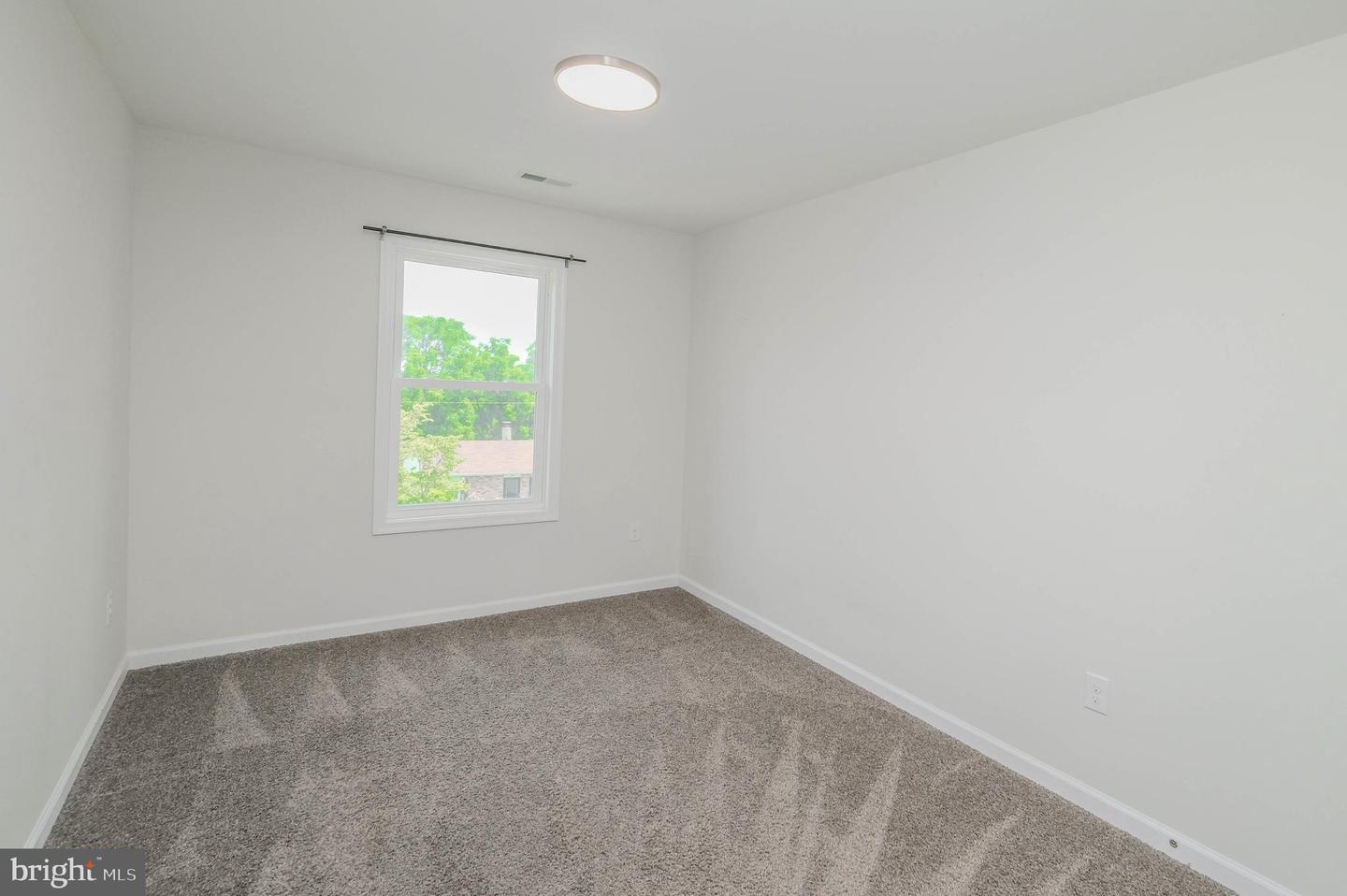 139 STEELE AVE, FRONT ROYAL, Virginia 22630, 3 Bedrooms Bedrooms, ,2 BathroomsBathrooms,Residential,For sale,139 STEELE AVE,VAWR2011868 MLS # VAWR2011868