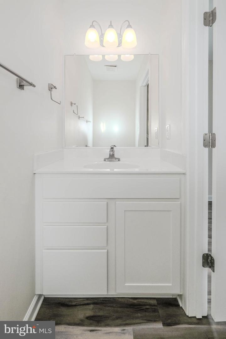 139 STEELE AVE, FRONT ROYAL, Virginia 22630, 3 Bedrooms Bedrooms, ,2 BathroomsBathrooms,Residential,For sale,139 STEELE AVE,VAWR2011868 MLS # VAWR2011868