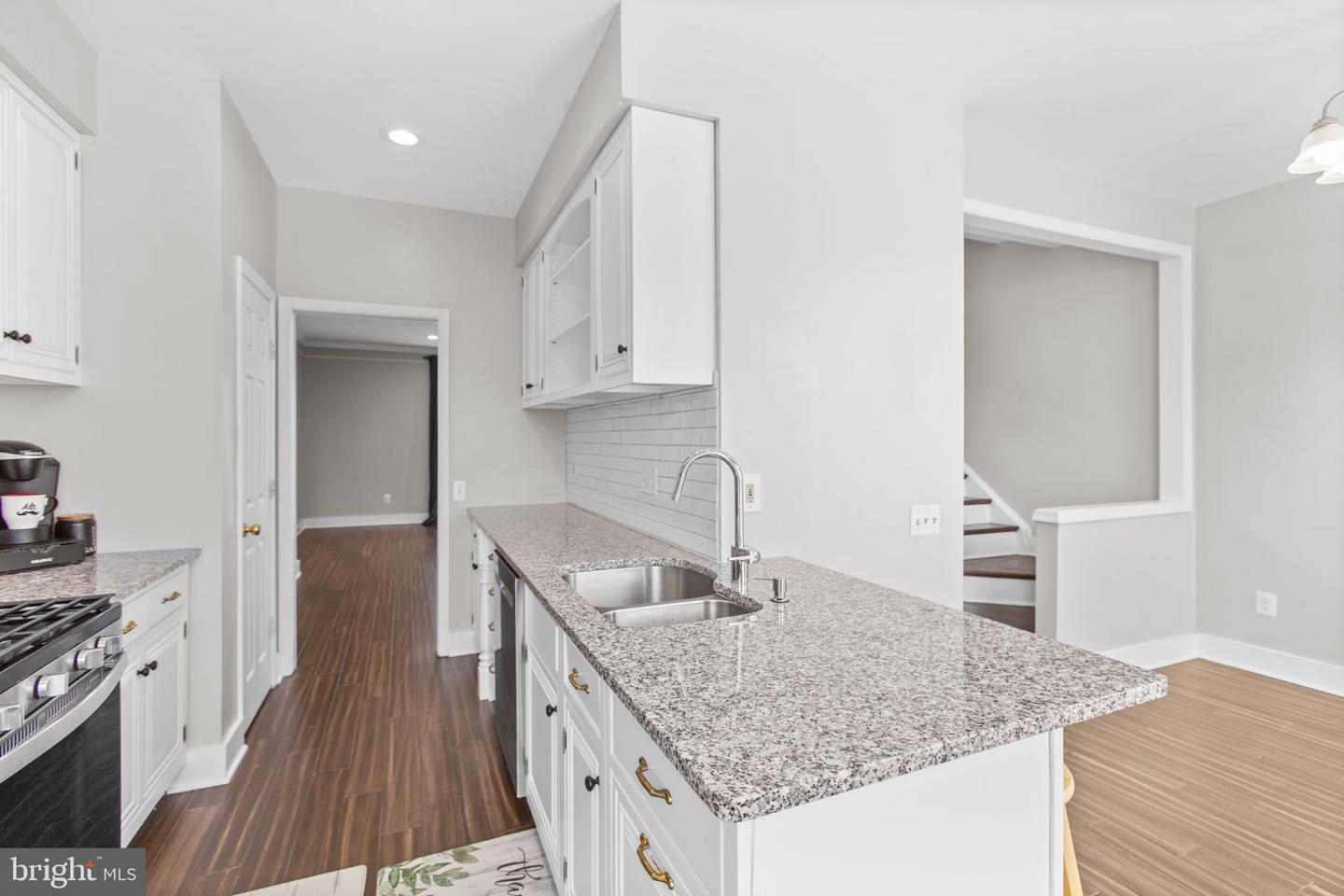 16828 MIRANDA LN, WOODBRIDGE, Virginia 22191, 3 Bedrooms Bedrooms, ,2 BathroomsBathrooms,Residential,For sale,16828 MIRANDA LN,VAPW2100560 MLS # VAPW2100560