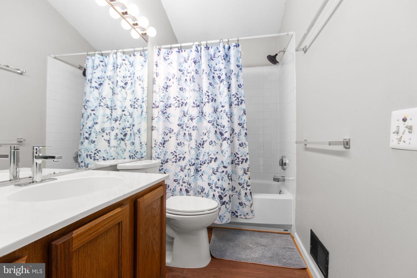 16828 MIRANDA LN, WOODBRIDGE, Virginia 22191, 3 Bedrooms Bedrooms, ,2 BathroomsBathrooms,Residential,For sale,16828 MIRANDA LN,VAPW2100560 MLS # VAPW2100560