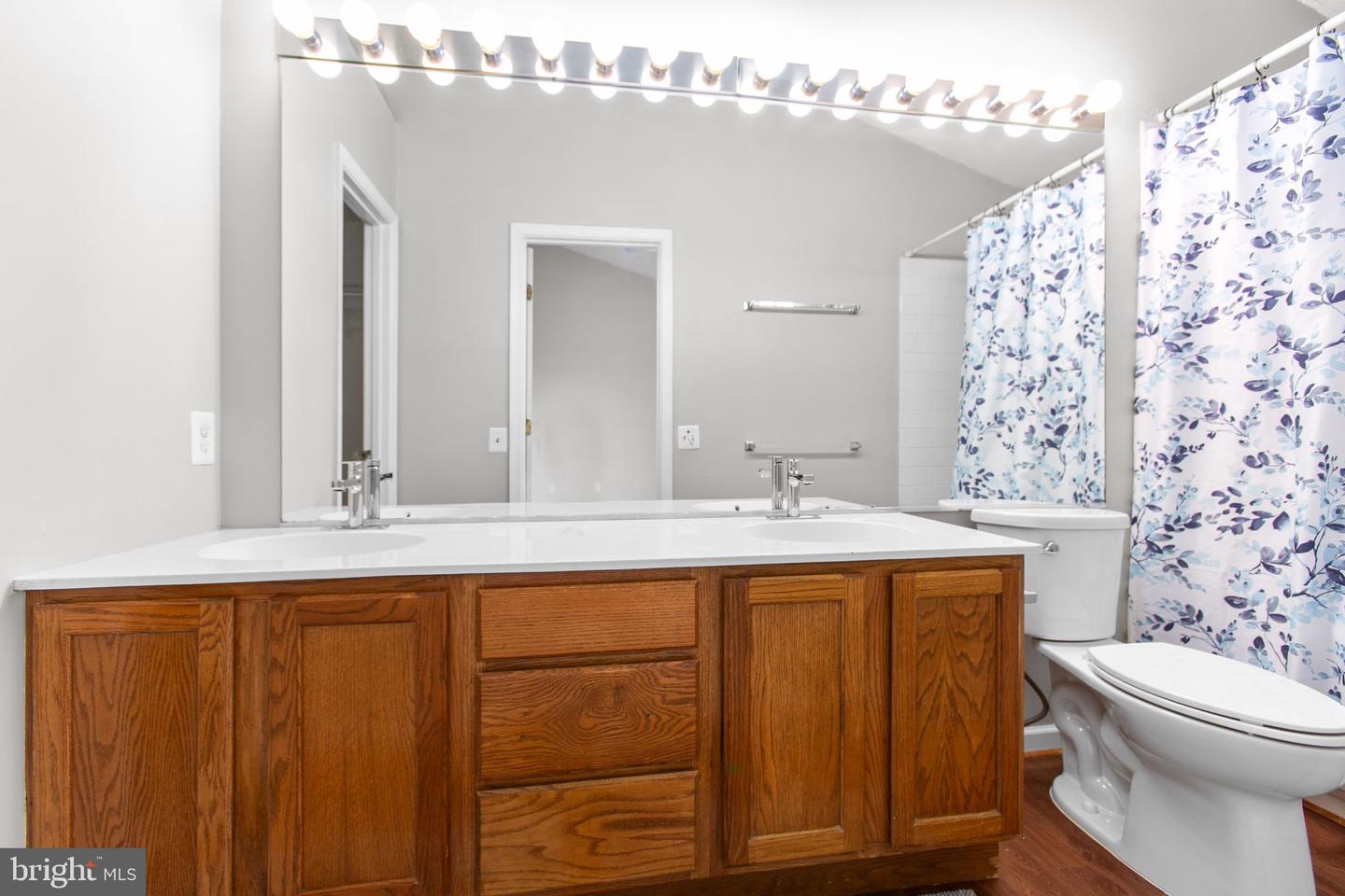 16828 MIRANDA LN, WOODBRIDGE, Virginia 22191, 3 Bedrooms Bedrooms, ,2 BathroomsBathrooms,Residential,For sale,16828 MIRANDA LN,VAPW2100560 MLS # VAPW2100560