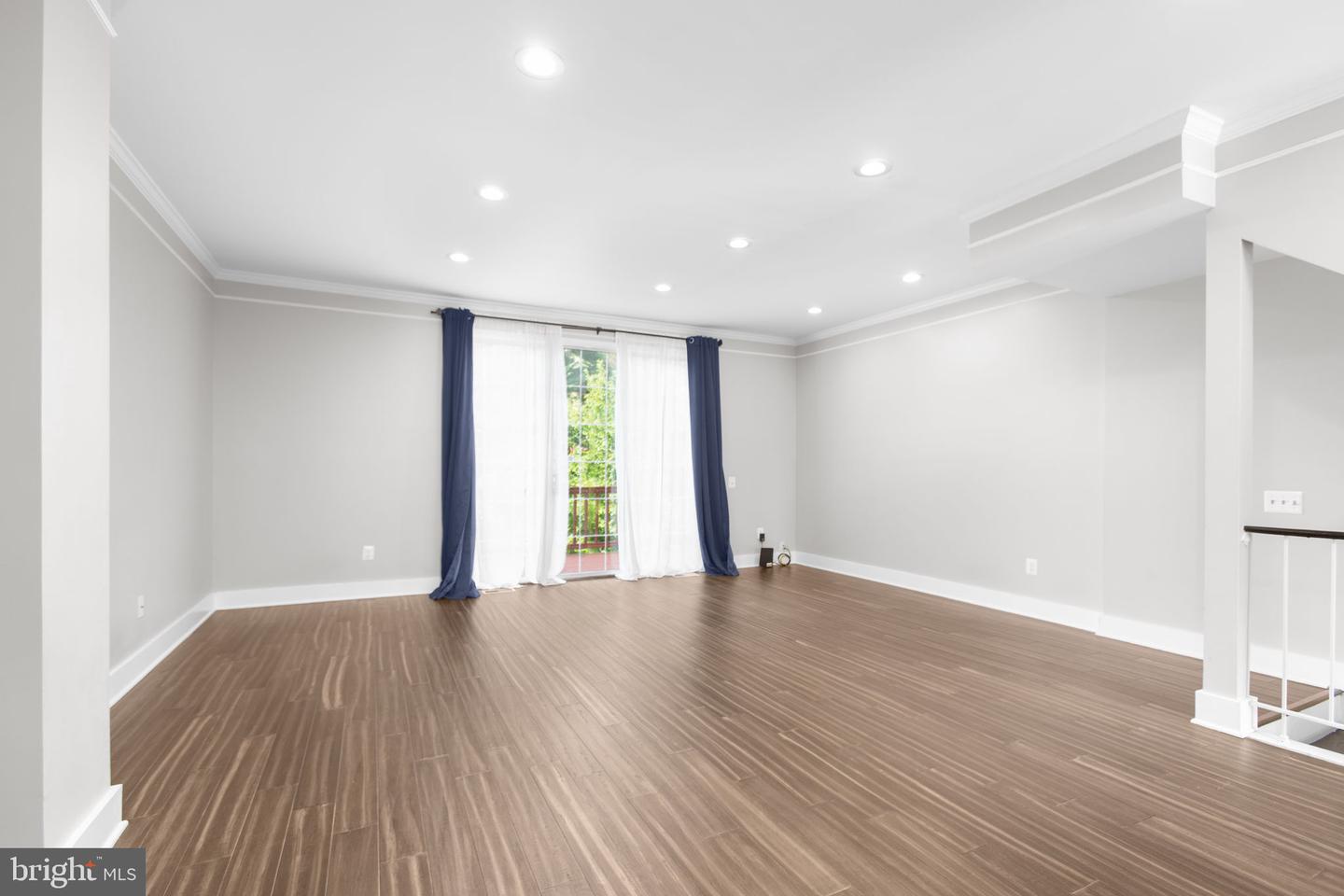 16828 MIRANDA LN, WOODBRIDGE, Virginia 22191, 3 Bedrooms Bedrooms, ,2 BathroomsBathrooms,Residential,For sale,16828 MIRANDA LN,VAPW2100560 MLS # VAPW2100560