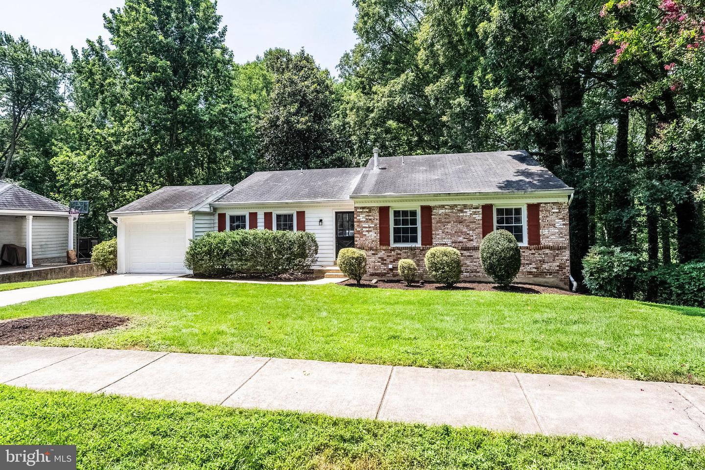 6410 WYNGATE DR, SPRINGFIELD, Virginia 22152, 6 Bedrooms Bedrooms, 15 Rooms Rooms,3 BathroomsBathrooms,Residential,For sale,6410 WYNGATE DR,VAFX2259122 MLS # VAFX2259122