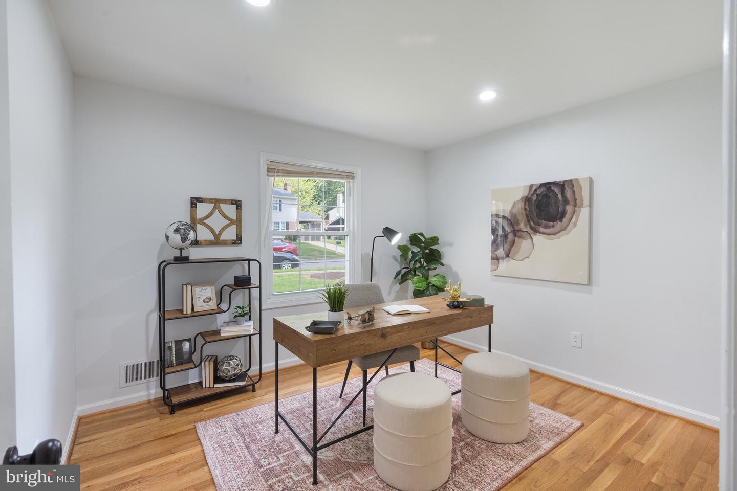 6410 WYNGATE DR, SPRINGFIELD, Virginia 22152, 6 Bedrooms Bedrooms, 15 Rooms Rooms,3 BathroomsBathrooms,Residential,For sale,6410 WYNGATE DR,VAFX2259122 MLS # VAFX2259122