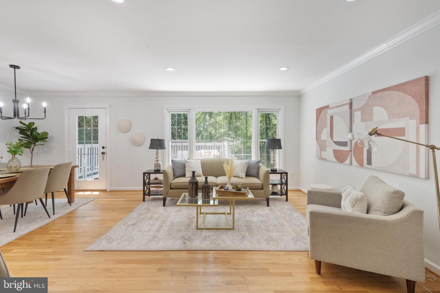 6410 WYNGATE DR, SPRINGFIELD, Virginia 22152, 6 Bedrooms Bedrooms, 15 Rooms Rooms,3 BathroomsBathrooms,Residential,For sale,6410 WYNGATE DR,VAFX2259122 MLS # VAFX2259122