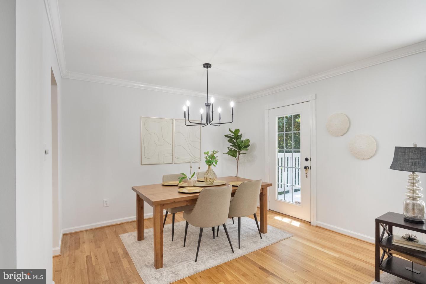 6410 WYNGATE DR, SPRINGFIELD, Virginia 22152, 6 Bedrooms Bedrooms, 15 Rooms Rooms,3 BathroomsBathrooms,Residential,For sale,6410 WYNGATE DR,VAFX2259122 MLS # VAFX2259122