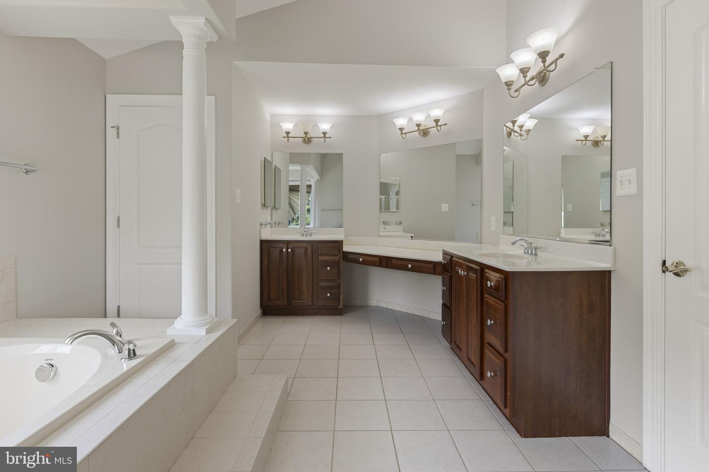 49 EASTER DR, STAFFORD, Virginia 22554, 5 Bedrooms Bedrooms, ,3 BathroomsBathrooms,Residential,For sale,49 EASTER DR,VAST2041436 MLS # VAST2041436