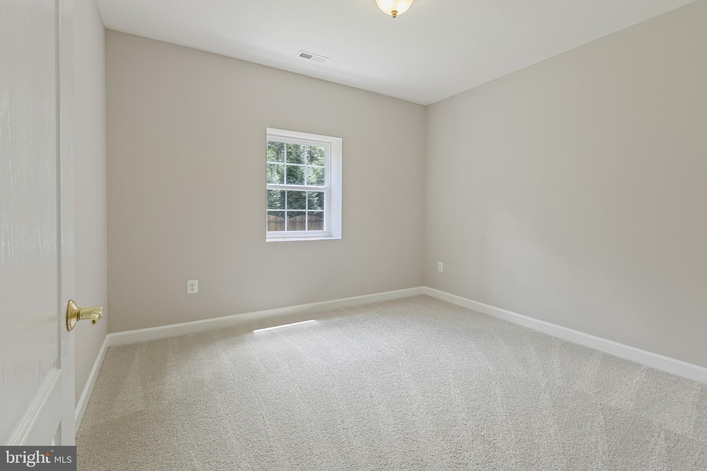 49 EASTER DR, STAFFORD, Virginia 22554, 5 Bedrooms Bedrooms, ,3 BathroomsBathrooms,Residential,For sale,49 EASTER DR,VAST2041436 MLS # VAST2041436