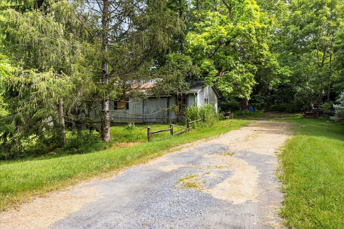 33 OLD GOOSE CREEK RD, STAUNTON, Virginia 24401, 2 Bedrooms Bedrooms, ,1 BathroomBathrooms,Residential,33 OLD GOOSE CREEK RD,667489 MLS # 667489