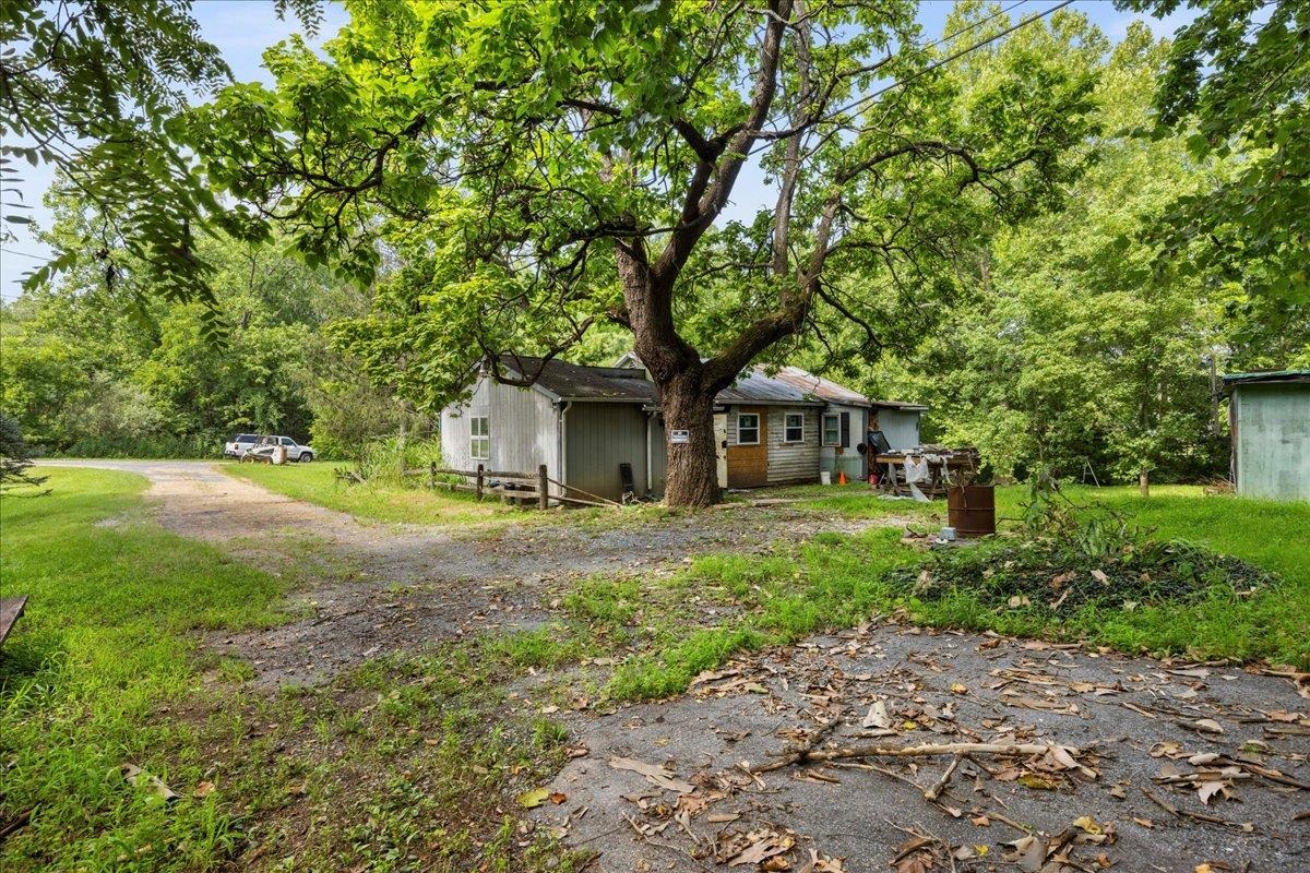 33 OLD GOOSE CREEK RD, STAUNTON, Virginia 24401, 2 Bedrooms Bedrooms, ,1 BathroomBathrooms,Residential,33 OLD GOOSE CREEK RD,667489 MLS # 667489