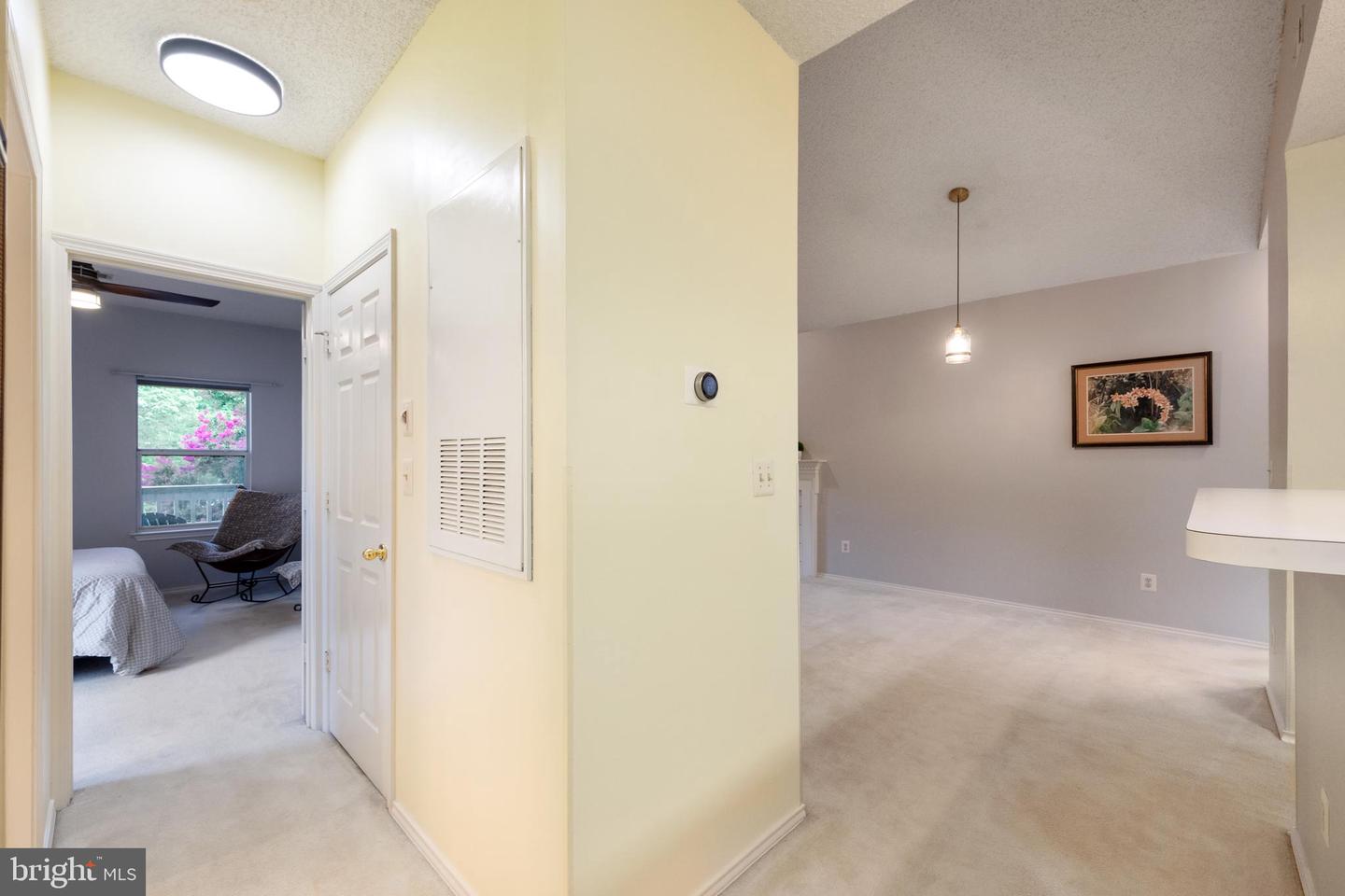 13081 AUTUMN WOODS WAY #203, FAIRFAX, Virginia 22033, 2 Bedrooms Bedrooms, ,2 BathroomsBathrooms,Residential,For sale,13081 AUTUMN WOODS WAY #203,VAFX2259118 MLS # VAFX2259118