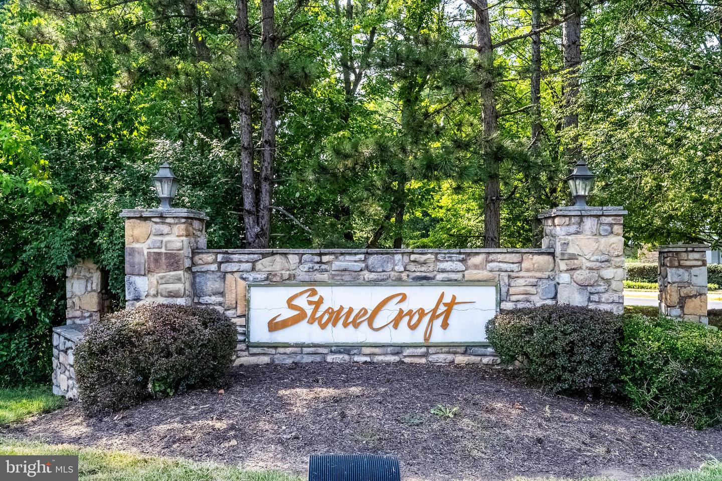13081 AUTUMN WOODS WAY #203, FAIRFAX, Virginia 22033, 2 Bedrooms Bedrooms, ,2 BathroomsBathrooms,Residential,For sale,13081 AUTUMN WOODS WAY #203,VAFX2259118 MLS # VAFX2259118
