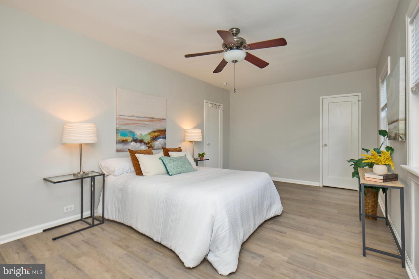 3111 VALLEY DR, ALEXANDRIA, Virginia 22302, 1 Bedroom Bedrooms, 5 Rooms Rooms,1 BathroomBathrooms,Residential,For sale,3111 VALLEY DR,VAAX2048174 MLS # VAAX2048174