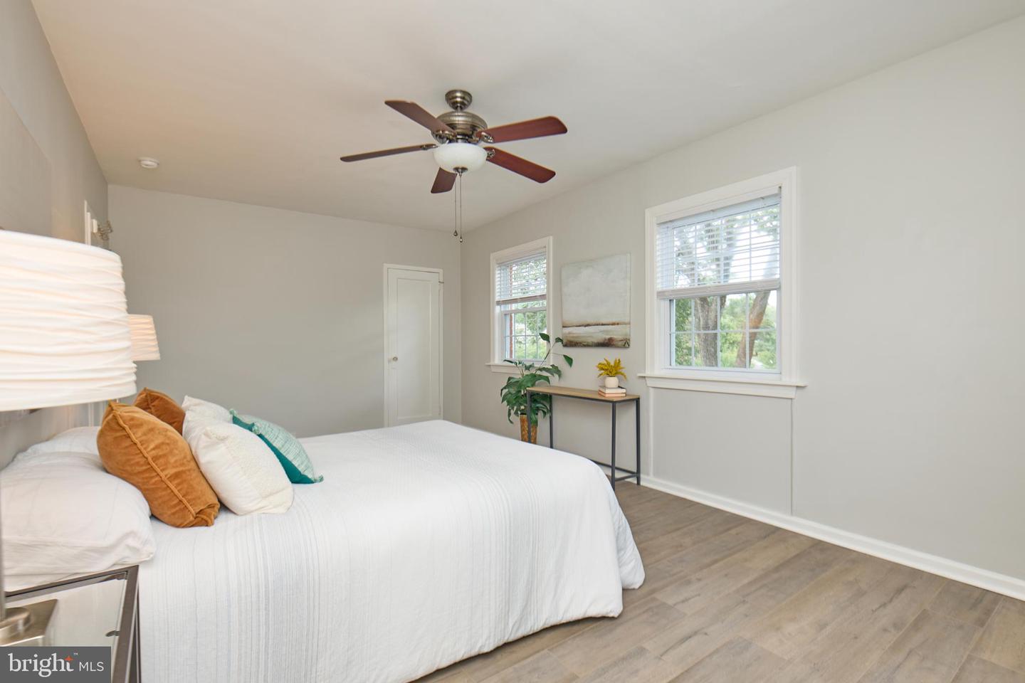 3111 VALLEY DR, ALEXANDRIA, Virginia 22302, 1 Bedroom Bedrooms, 5 Rooms Rooms,1 BathroomBathrooms,Residential,For sale,3111 VALLEY DR,VAAX2048174 MLS # VAAX2048174