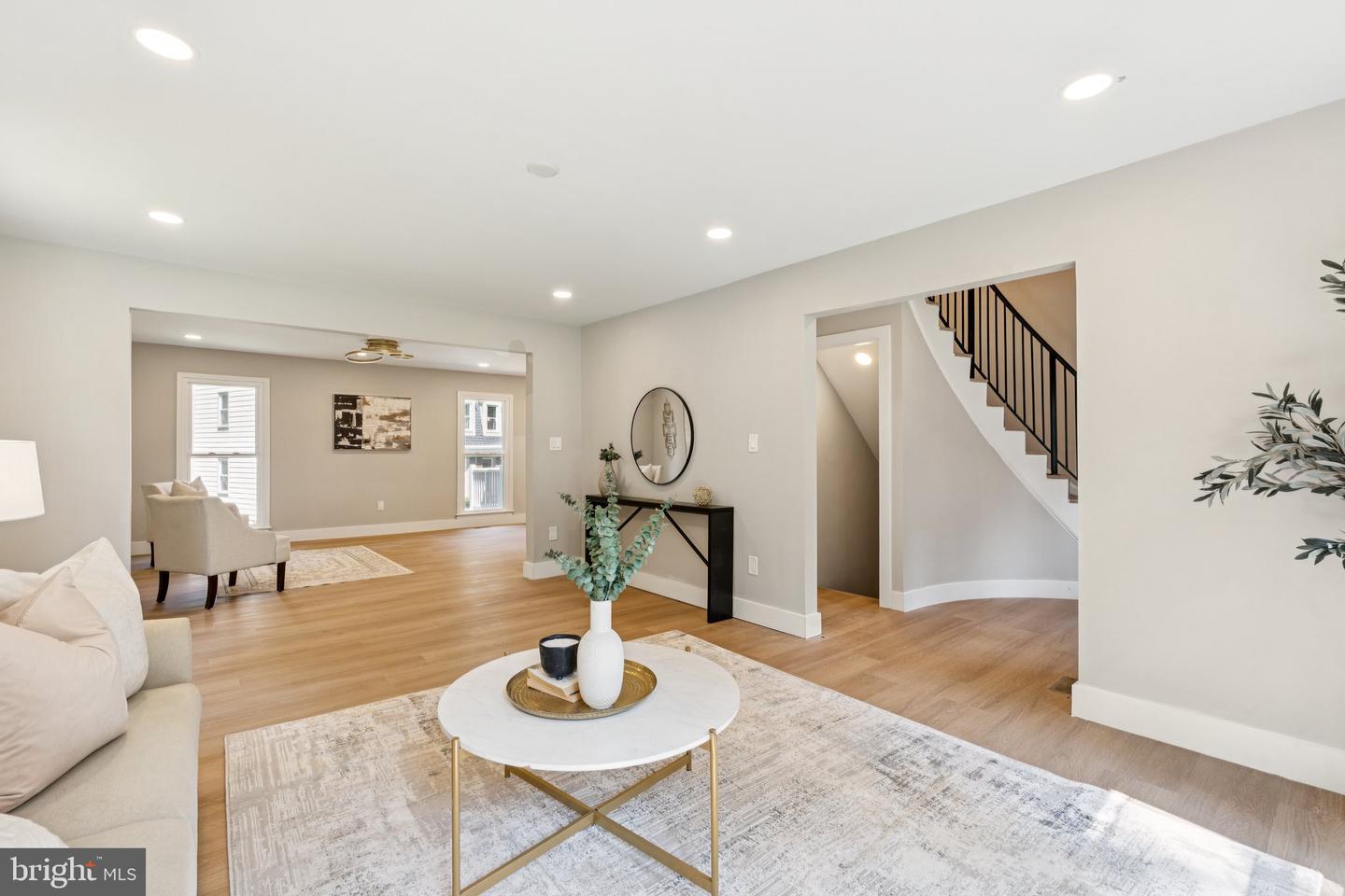 3118 MILLER HEIGHTS RD, OAKTON, Virginia 22124, 5 Bedrooms Bedrooms, ,4 BathroomsBathrooms,Residential,For sale,3118 MILLER HEIGHTS RD,VAFX2259184 MLS # VAFX2259184