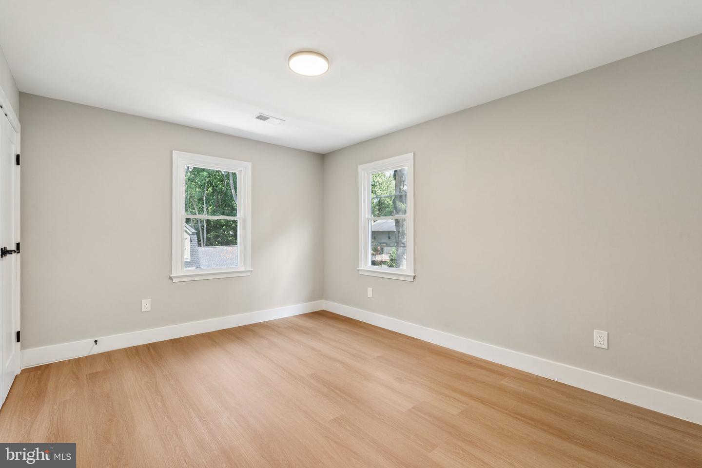 3118 MILLER HEIGHTS RD, OAKTON, Virginia 22124, 5 Bedrooms Bedrooms, ,4 BathroomsBathrooms,Residential,For sale,3118 MILLER HEIGHTS RD,VAFX2259184 MLS # VAFX2259184