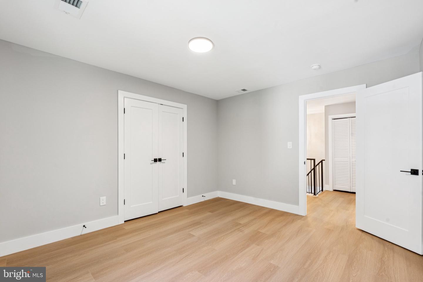 3118 MILLER HEIGHTS RD, OAKTON, Virginia 22124, 5 Bedrooms Bedrooms, ,4 BathroomsBathrooms,Residential,For sale,3118 MILLER HEIGHTS RD,VAFX2259184 MLS # VAFX2259184