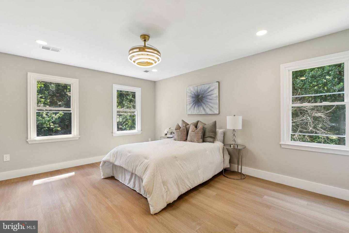 3118 MILLER HEIGHTS RD, OAKTON, Virginia 22124, 5 Bedrooms Bedrooms, ,4 BathroomsBathrooms,Residential,For sale,3118 MILLER HEIGHTS RD,VAFX2259184 MLS # VAFX2259184