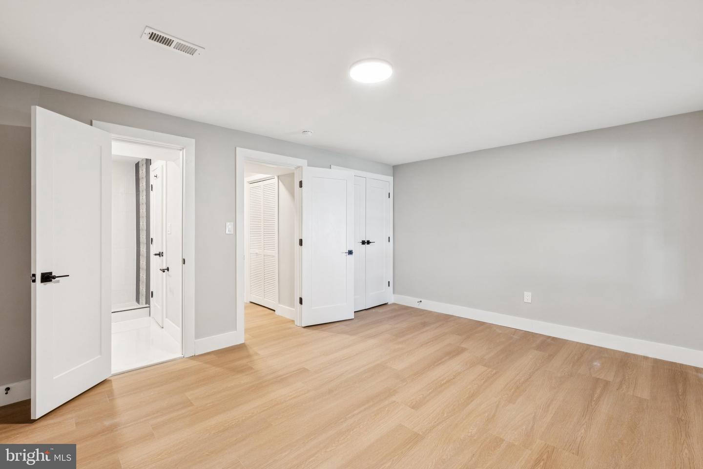 3118 MILLER HEIGHTS RD, OAKTON, Virginia 22124, 5 Bedrooms Bedrooms, ,4 BathroomsBathrooms,Residential,For sale,3118 MILLER HEIGHTS RD,VAFX2259184 MLS # VAFX2259184