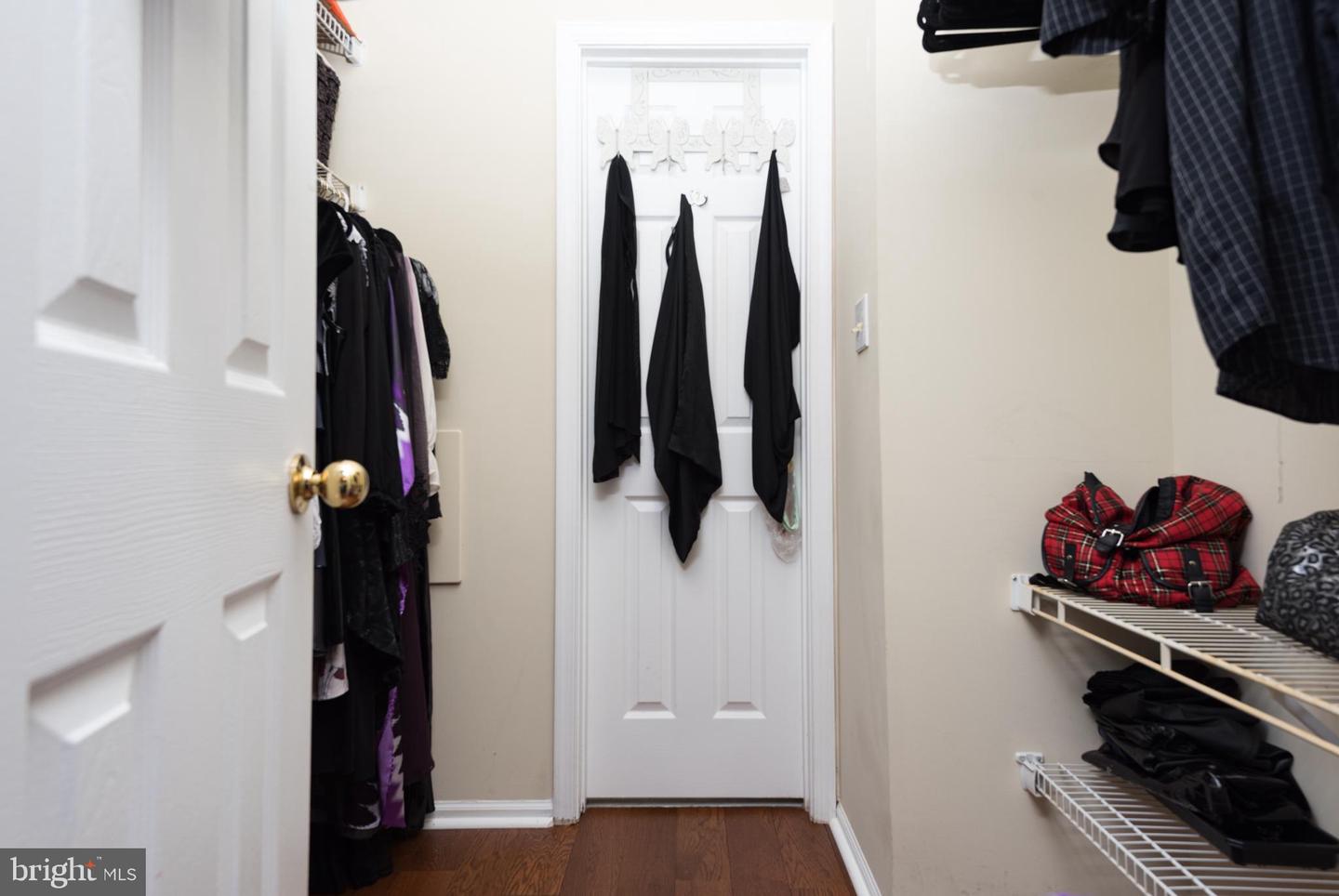 6011 ROSEBUD LN #101, CENTREVILLE, Virginia 20121, 1 Bedroom Bedrooms, ,1 BathroomBathrooms,Residential,For sale,6011 ROSEBUD LN #101,VAFX2259188 MLS # VAFX2259188