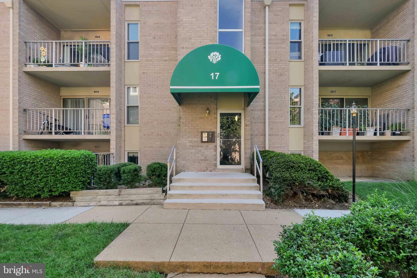 17 CANTERBURY SQ #103, ALEXANDRIA, Virginia 22304, 1 Bedroom Bedrooms, ,1 BathroomBathrooms,Residential,For sale,17 CANTERBURY SQ #103,VAAX2048168 MLS # VAAX2048168
