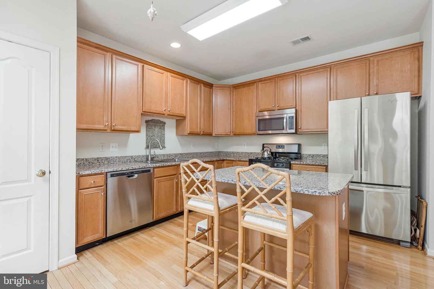 20041 PRESIDENTS CUP TER, ASHBURN, Virginia 20147, 3 Bedrooms Bedrooms, ,2 BathroomsBathrooms,Residential,For sale,20041 PRESIDENTS CUP TER,VALO2103786 MLS # VALO2103786