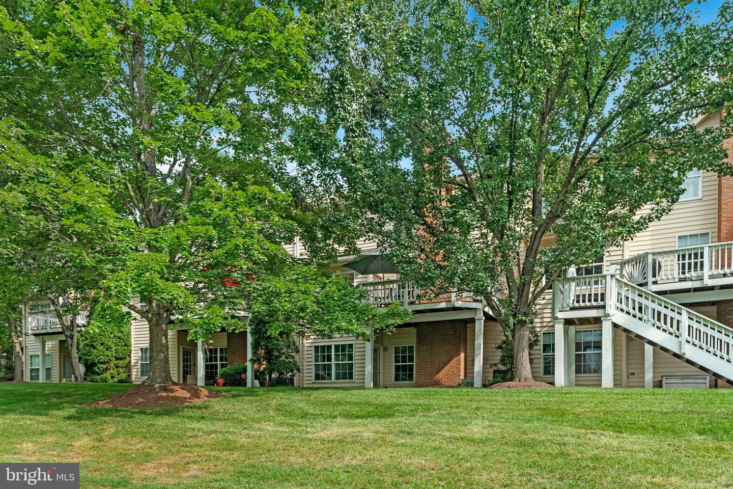20041 PRESIDENTS CUP TER, ASHBURN, Virginia 20147, 3 Bedrooms Bedrooms, ,2 BathroomsBathrooms,Residential,For sale,20041 PRESIDENTS CUP TER,VALO2103786 MLS # VALO2103786