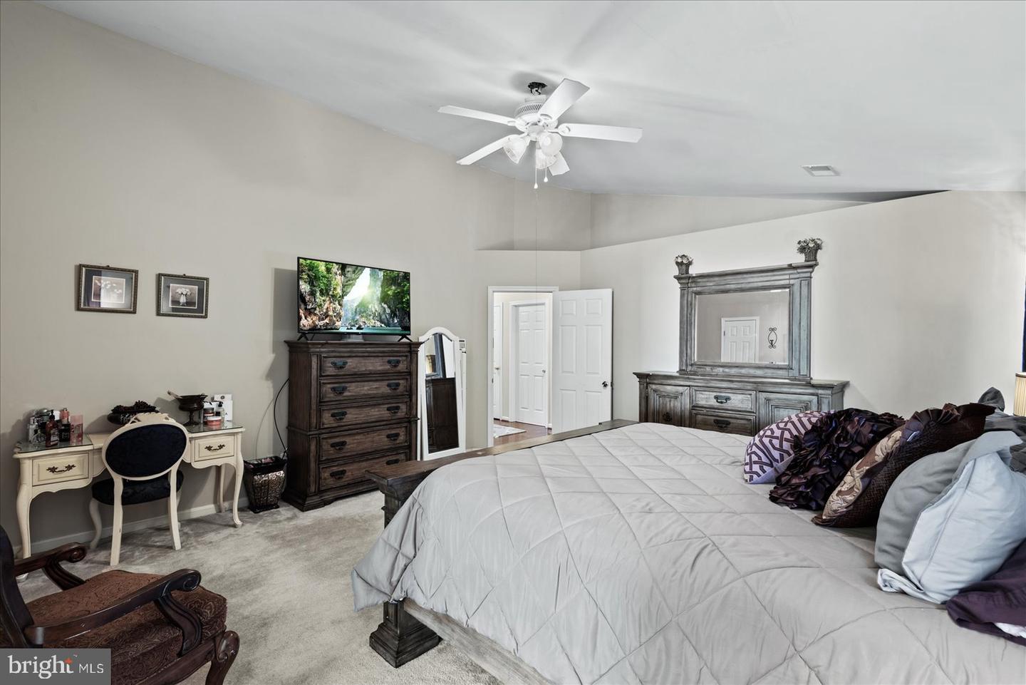 3025 SASSAFRAS TREE CT, DUMFRIES, Virginia 22026, 5 Bedrooms Bedrooms, ,3 BathroomsBathrooms,Residential,For sale,3025 SASSAFRAS TREE CT,VAPW2100668 MLS # VAPW2100668
