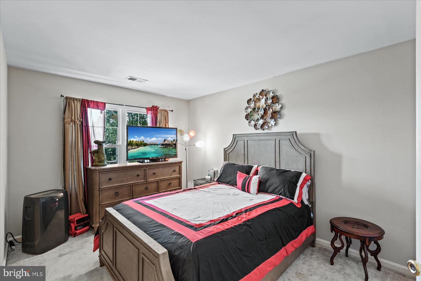 3025 SASSAFRAS TREE CT, DUMFRIES, Virginia 22026, 5 Bedrooms Bedrooms, ,3 BathroomsBathrooms,Residential,For sale,3025 SASSAFRAS TREE CT,VAPW2100668 MLS # VAPW2100668